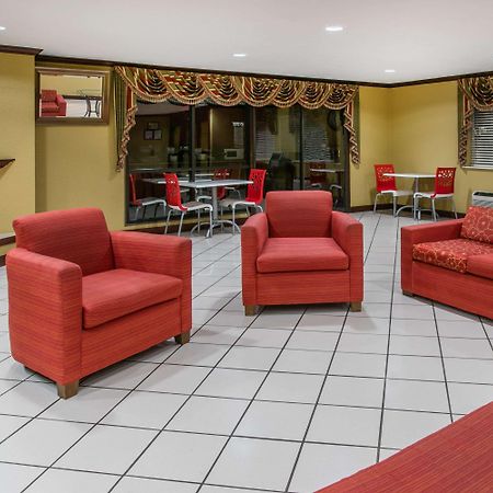 Hotel Baymont By Wyndham Lawton Esterno foto