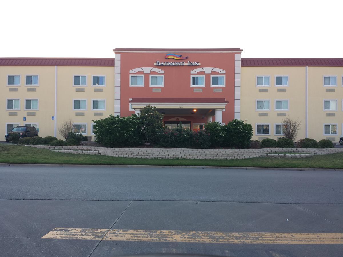 Hotel Baymont By Wyndham Lawton Esterno foto