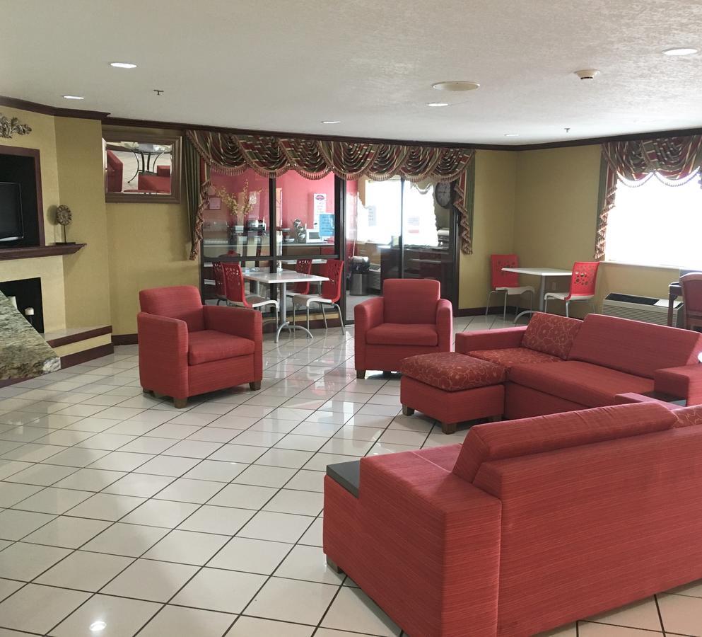Hotel Baymont By Wyndham Lawton Esterno foto